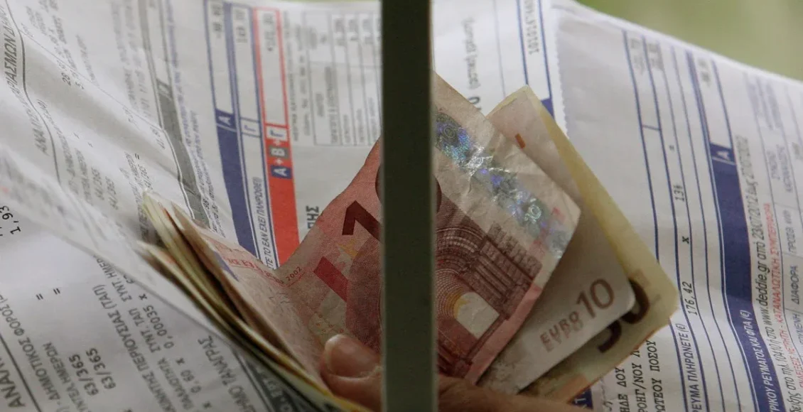 Στέγη-και-ρεύμα-αδειάζουν-τους-οικογενειακούς-προϋπολογισμούς-πιο-γρήγορα-από-τα-σούπερ-μάρκετ