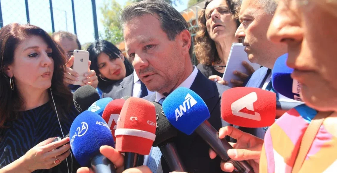 Αποφυλακίζεται-ο-Απόστολος-Λύτρας-–-Απαγορεύεται-να-πλησιάζει-τη-σύζυγό-του