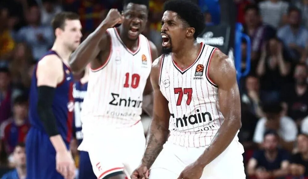 Ολυμπιακός:-Πρόβλημα-με-ΜακΚίσικ,-εκτός-για-7-10-ημέρες