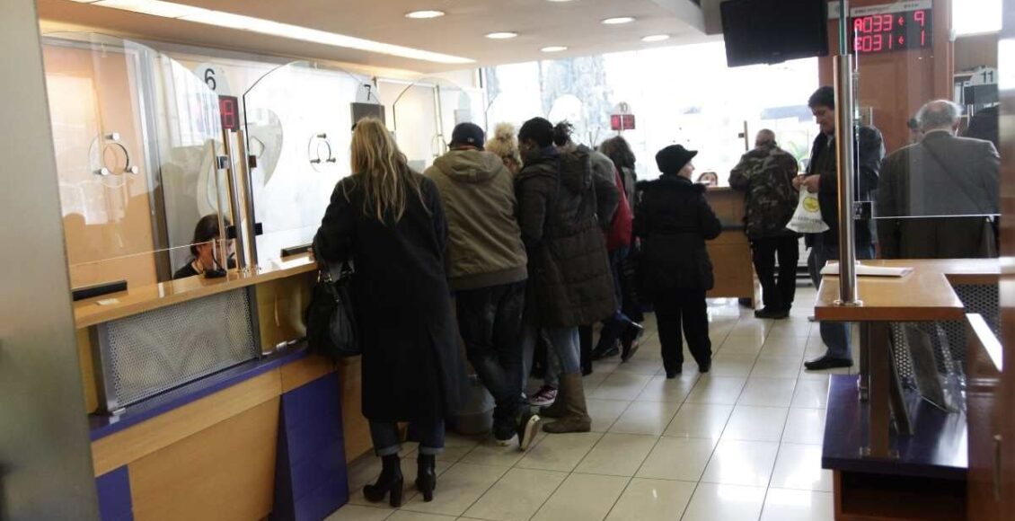 Οριστικό-τέλος-στις-μετατάξεις-και-αποσπάσεις-χιλιάδων-δημοσίων-υπαλλήλων