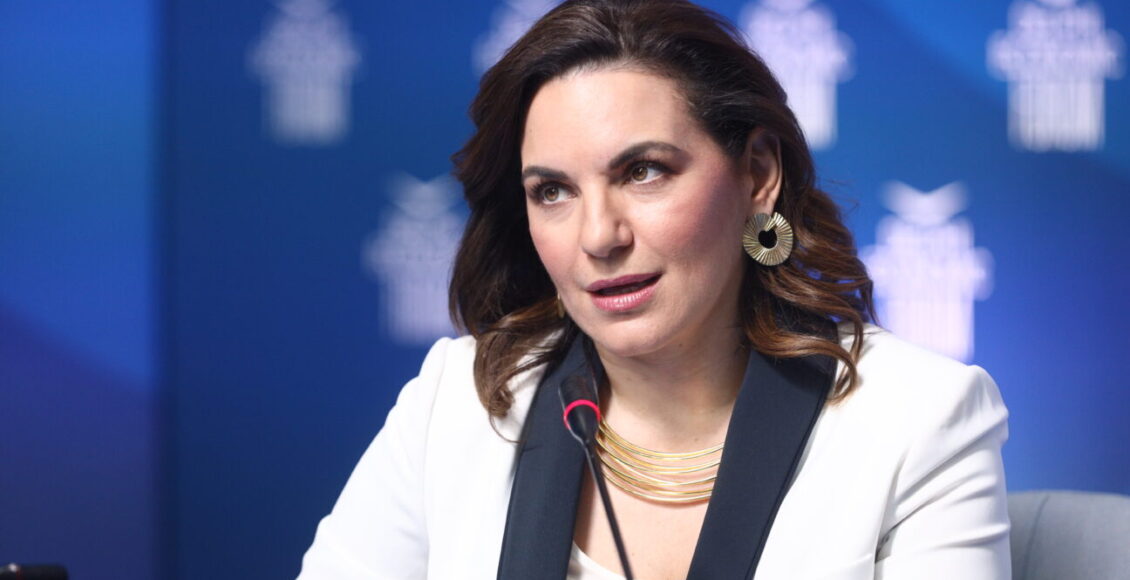 Η-υπουργός-Τουρισμού-Όλγα-Κεφαλογιάννη-ξόδεψε-100.000-e-από-τα-λεφτά-των-φορολογουμένων-για-να-ανακαινίσει-το-γραφείο-της!