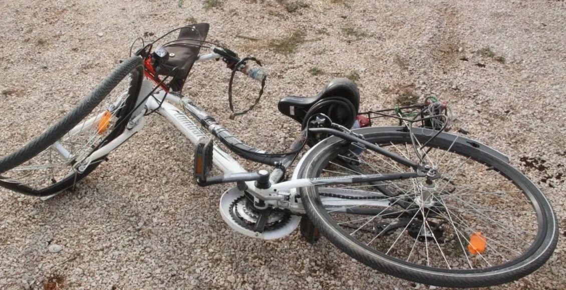 Κρήτη:-Ποδηλάτης-ακρωτηριάστηκε-από-χωματουργικό-μηχάνημα