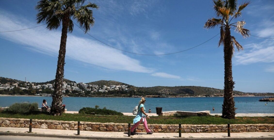 Καλοκαιρινή-η-Πέμπτη-με-θερμοκρασία-στους-32-βαθμούς-–-Ανατροπή-του-καιρού-το-Σαββατοκύριακο