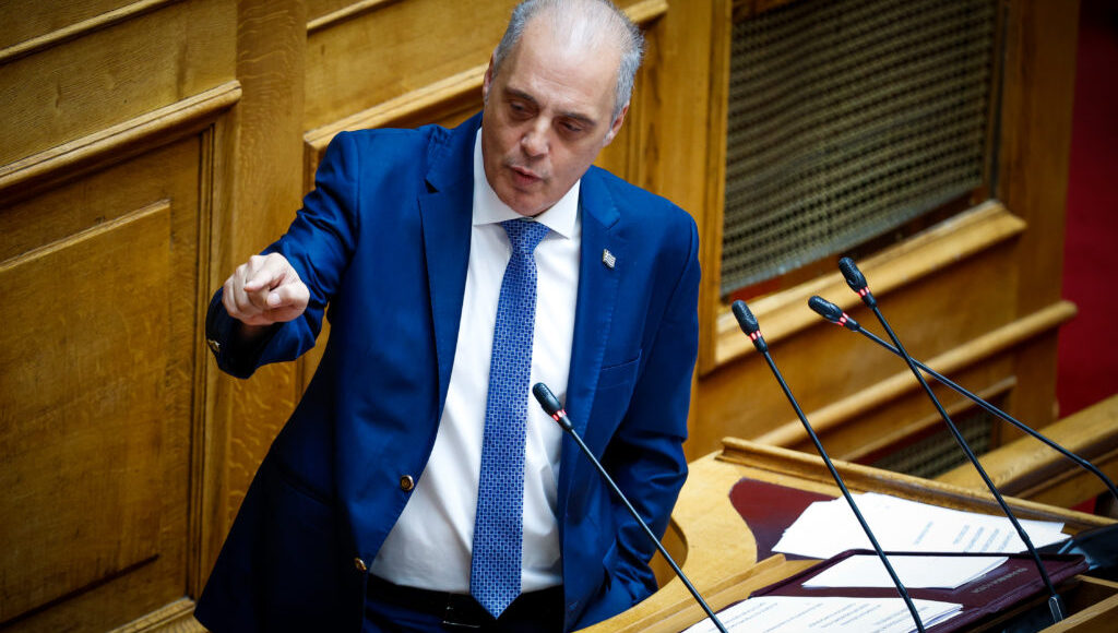 Βελόπουλος-σε-βουλευτές-ΝΔ:-«Ρίξτε-τον-Μητσοτάκη-γιατί-θα-έχετε-πρόβλημα»