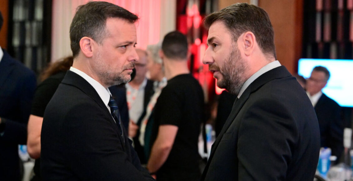 ΠαΣοΚ:-Οργισμένος-Δούκας-κατά-Ανδρουλάκη-–-«Ψάχνεις-σωσίβιο»-του-απαντούν