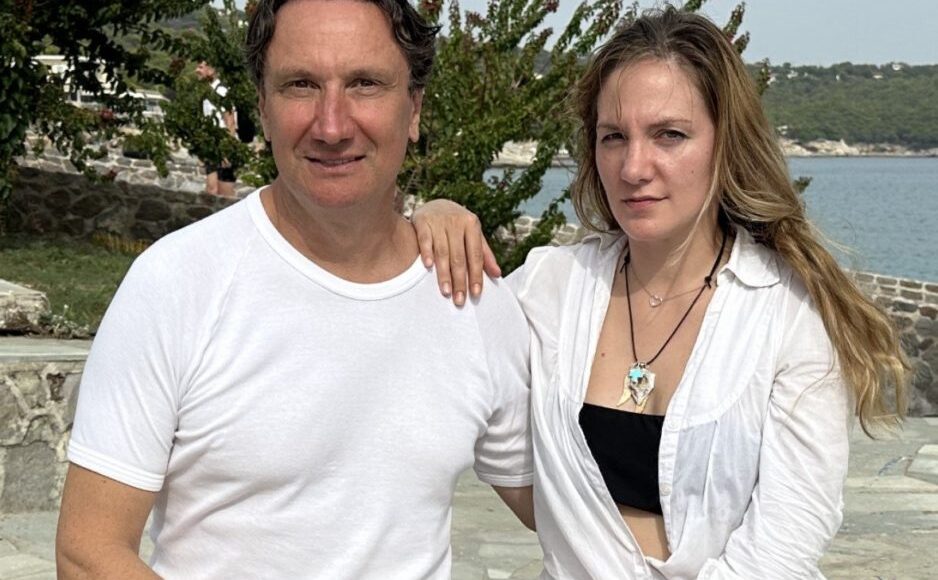 Η-κριτική-του-Βασίλη-Παπαστεργιάδη.