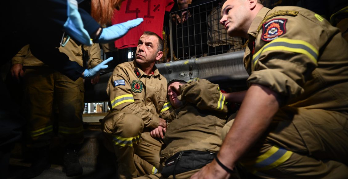 Οι-πυροσβέστες-είναι-εποχικοί,-άρα-τον-χειμώνα-τους-δέρνουμε