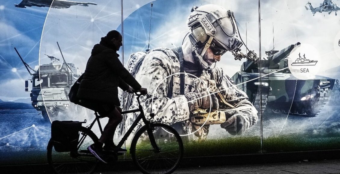 politico:-Κέρδη-μαμούθ-για-τις-βιομηχανίες-όπλων-της-Ευρώπης-από-την-κούρσα-των-εξοπλισμών