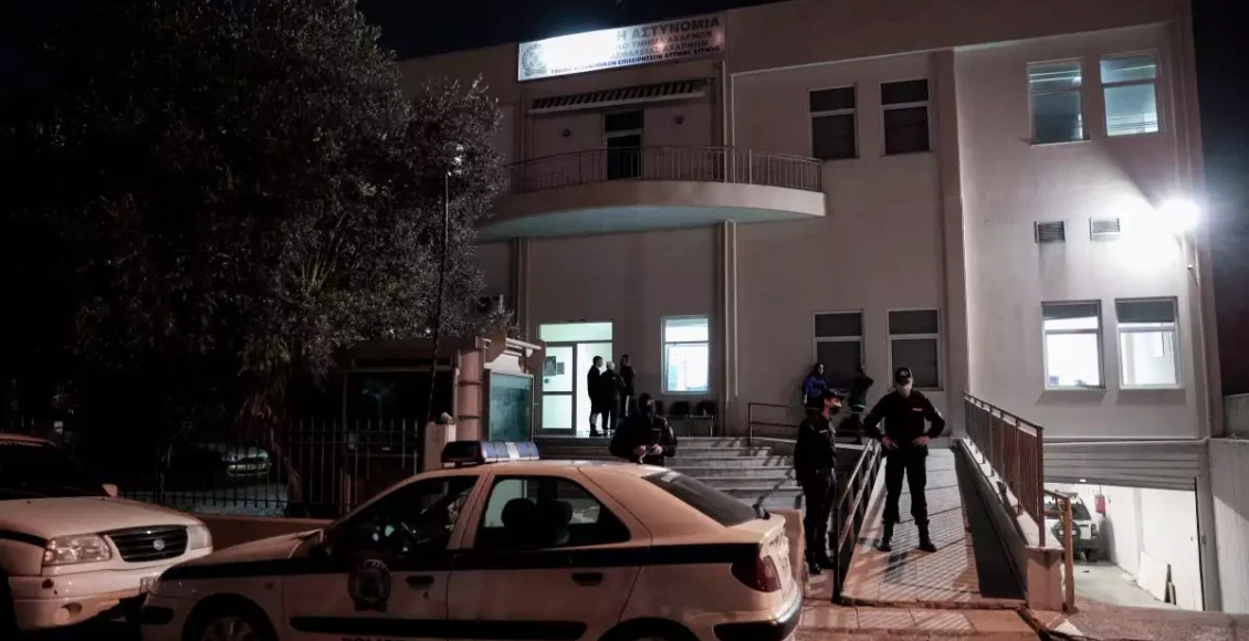 Νεκρός-κρατούμενος-στο-ΑΤ.-Μενιδίου-–-Κατέρρευσε-μέσα-στο-κελί-του,-διατάχθηκε-ΕΔΕ