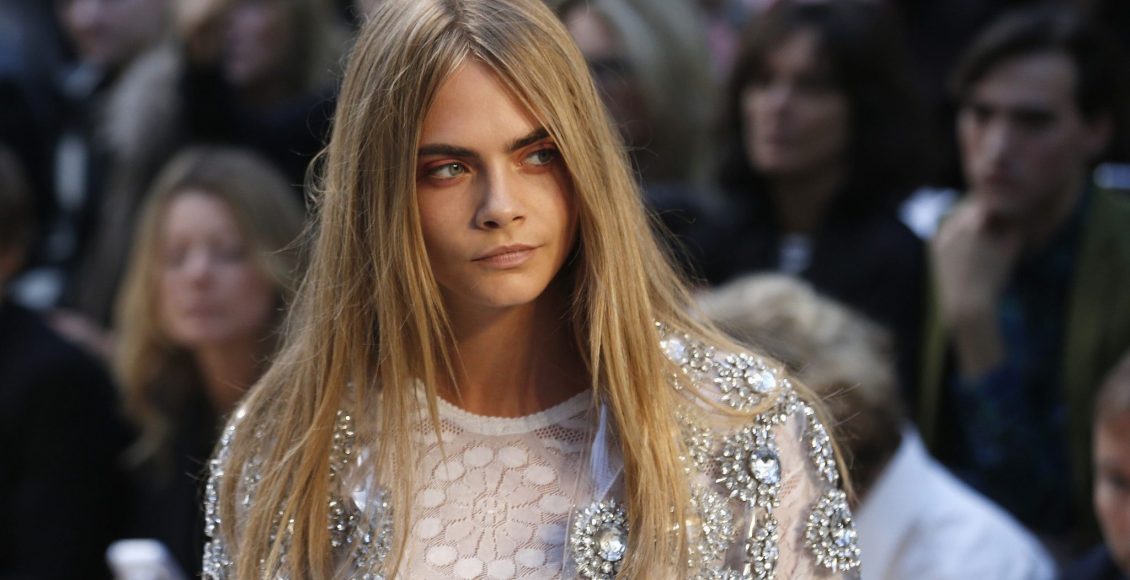 “Οι-ομοφυλόφιλοι-να-κάνουν-«ανταρτοπόλεμο»-στον-Ν.Τραμπ”:-Η-kάρα-Ντελεβίν-ζητεί-μάχη-κατά-της-νέας-ηγεσίας-των-ΗΠΑ