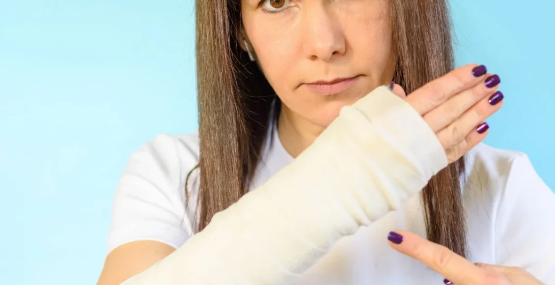 Υγεία:-Πώς-διαφέρει-η-οστεοπόρωση-σε-άντρες-και-γυναίκες…(6:10-–-Α’-πρωϊνή-Ζώνη-6:00-6:30)