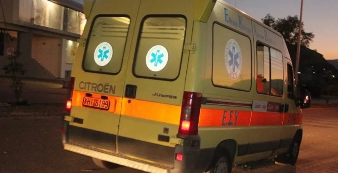 Σφοδρή-σύγκρουση-οχημάτων-στη-Λεωφόρο-Μεσογείων-με-τέσσερις-τραυματίες