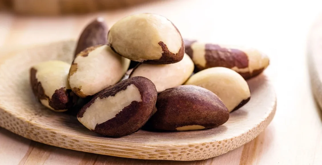 Διατροφή:-Καρύδια-Βραζιλίας-–-Οι-κίνδυνοι-για-την-υγεία-αν-φάτε-πάνω-από-επτά…(6:15-–-Α’-πρωϊνή-Ζώνη-6:00-6:30)