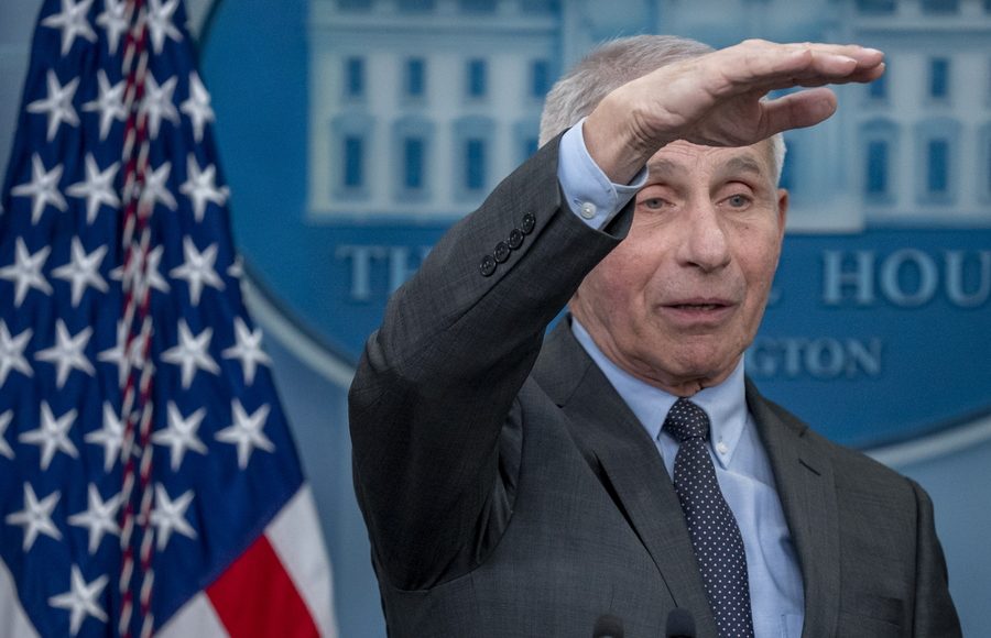 Έλον-Μασκ:-Επιμένει-στη-δίωξη-του-Φάουτσι