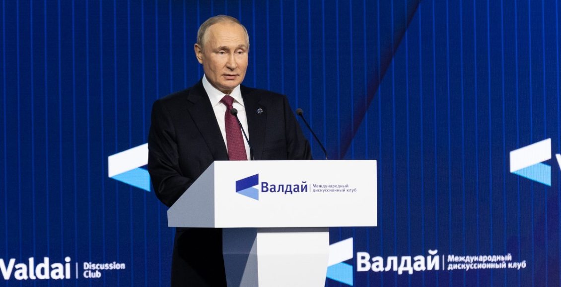 Δήλωση-σοκ-για-Ελλάδα-από-Β.Πούτιν:-«Ίσως-θα-πρέπει-να-επιστρέψει-στην-δραχμή-για-να-μην-υποφέρει-ο-πληθυσμός»!