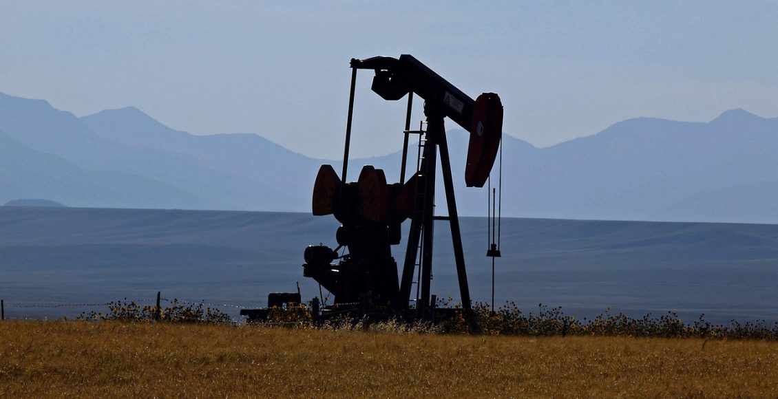 Πετρέλαιο:-Σενάρια-για-κατάρρευση-της-τιμής-–-Μέχρι-και-40-δολάρια-βλέπουν-οι-αναλυτές