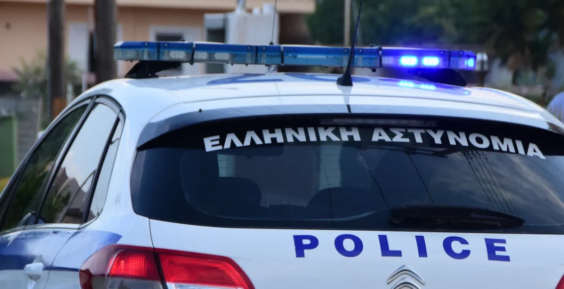 Τρόμος-για-48χρονη-στον-Κορυδαλλό:-Τη-μαχαίρωσαν-μέσα-στο-σπίτι-της-και-της-πήραν-19.500-ευρώ