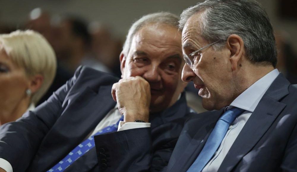 Στον-Καραμανλή-στρέφονται-τα-βλέμματα:-Θα-ασπαστεί-τους-«κεραυνούς»-Σαμαρά-κατά-της-κυβέρνησης-ή-θα-κρατήσει-αποστάσεις;