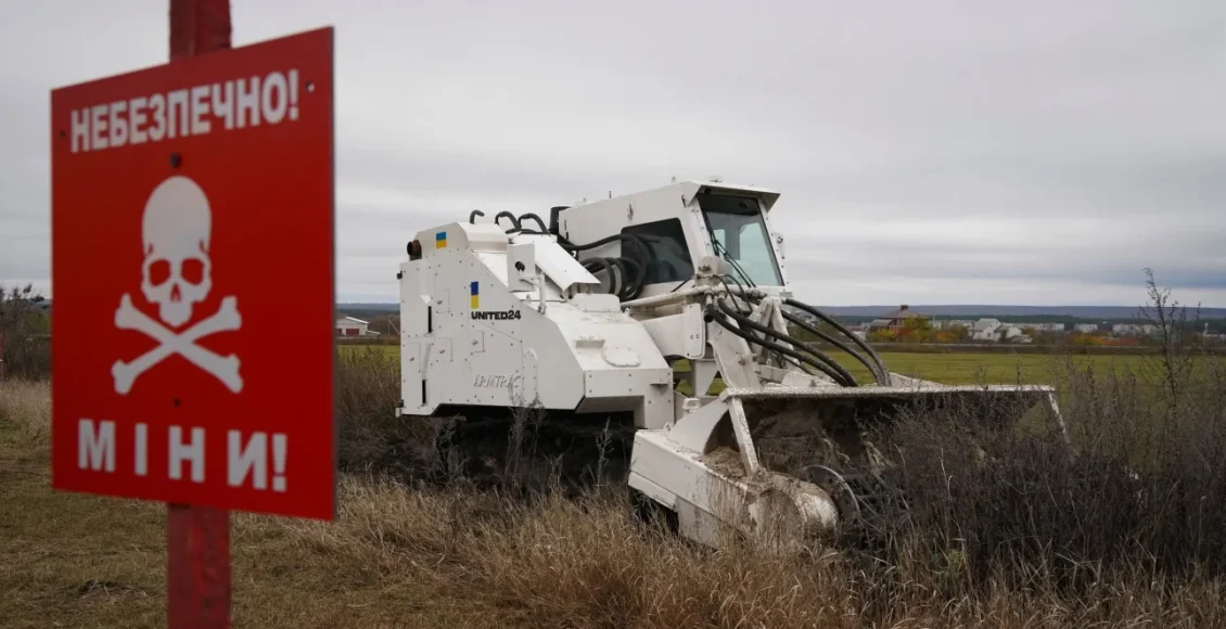 Ουκρανία:-to-ρίσκο-της-παροχής-ναρκών-κατά-προσωπικού-–-Γιατί-άλλαξε-η-πολιτική-Μπάιντεν