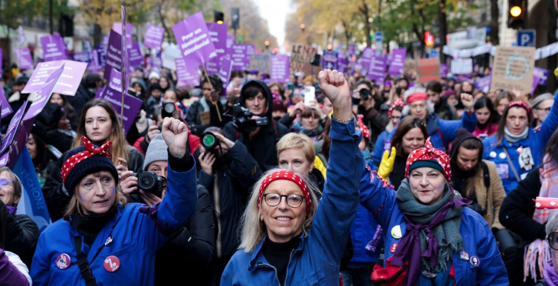 Γαλλία:-Χιλιάδες-διαδηλωτές-στους-δρόμους-κατά-της-βίας-σε-βάρος-των-γυναικών