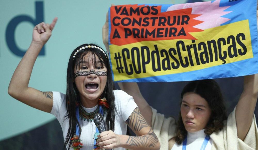 Συμφωνία-για-το-κλίμα-στη-χαοτική-διάσκεψη-cop29:-300-δισ.-τον-χρόνο-από-τις-πλούσιες-χώρες-–-Σφοδρές-αντιδράσεις