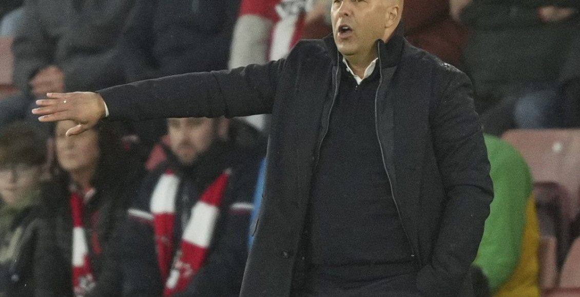 Αθλητικά:-Σλοτ-–-“Δεν-παρασυρόμαστε-από-τη-διαφορά,-πέρυσι-η-Άρσεναλ-είχε-+8-και-η-Σίτι-επέστρεψε”-(30-λεπτά-[12:00-12:30]-αφιερωμένα-στον-Αθλητισμό…12:20)