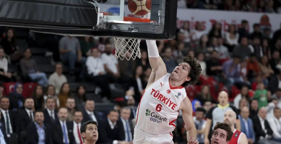 Αθλητικά:-Προκριματικά-eurobasket-2025-–-Ο-ασταμάτητος-Όσμαν-σκόραρε-τους-9-πρώτους-πόντους-της-Τουρκίας-(30-λεπτά-[19:30-20:00]-αφιερωμένα-στον-Αθλητισμό…19:30)