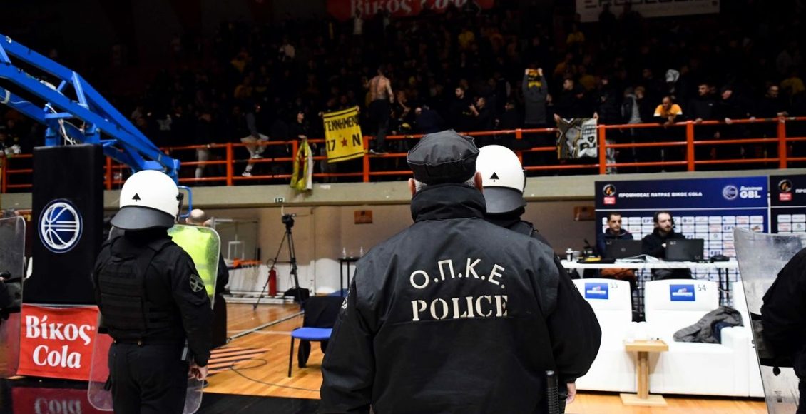 Αθλητικά:-Πρόστιμο-στην-ΑΕΚ-και-σε-δύο-φιλάθλους-της-από-τη-ΔΕΑΒ-για-τα-επεισόδια-σε-βάρος-αστυνομικών-στην-Πάτρα-(30-λεπτά-[19:30-20:00]-αφιερωμένα-στον-Αθλητισμό…20:00)