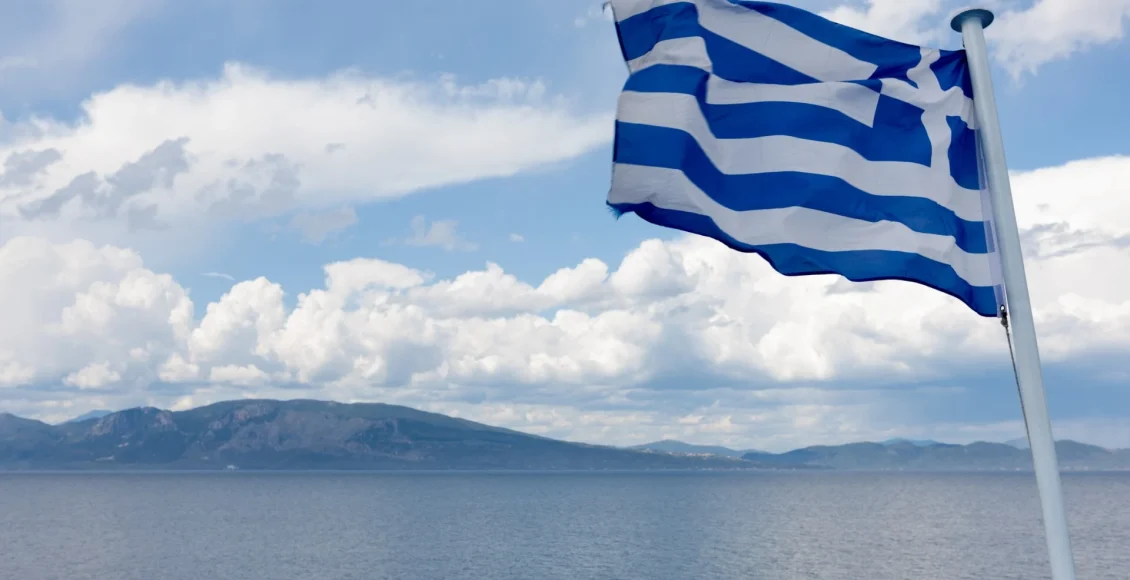 Ναυτιλία:-Οι-τέσσερις-αιτίες-που-καθιστούν-«μη-φιλική»-την-ελληνική-σημαία-(7:05-–-Β’-Πρωϊνή-Ζώνη-6:45-–-7:15)