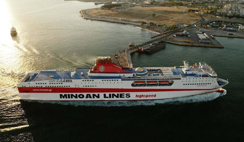 Μήλος:-Πλοίο-προσέκρουσε-σε-προβλήτα-–-Ταλαιπωρία-για-464-επιβάτες