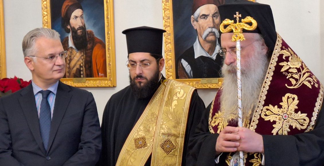 Ευχές,-απολογισμός-και-στόχοι-για-το-2025-στην-κοπή-της-Πρωτοχρονιάτικης-Πίτας-της-Περιφέρειας-Πελοποννήσου