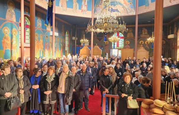 Οι-Πιστοί-στη-Μελβούρνη-τίμησαν-τη-Χάρη-της-Παναγίας.