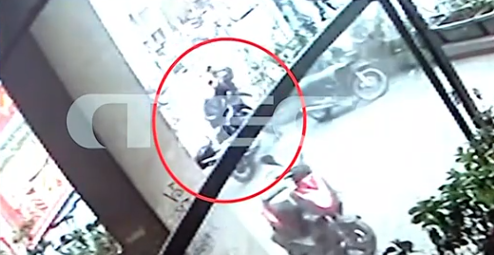 Θρίλερ-με-νεκρό-άνδρα-στην-Ομόνοια-–-Ελεύθεροι-χωρίς-περιοριστικούς-όρους-ο-ιδιοκτήτης-και-οι-υπάλληλοι-του-εστιατορίου