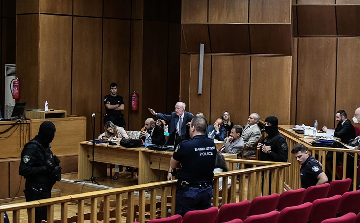 Δίκη-Κωνσταντίνου-Πλεύρη-για-το-ναζιστικό-χαιρετισμό:-Πήρε-αναβολή-για-τις-24-Σεπτεμβρίου-2025