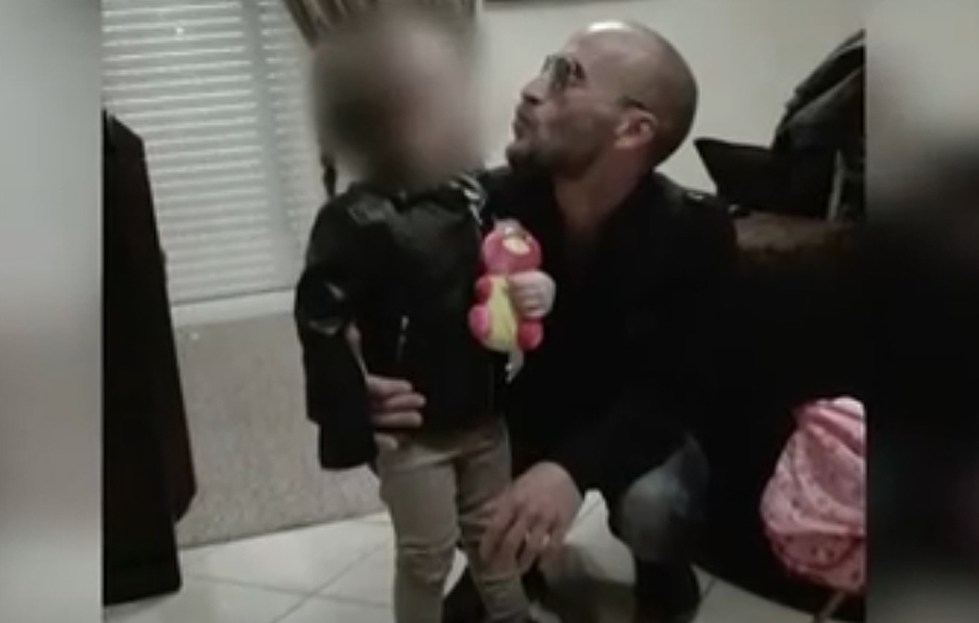 Ανατροπή-στην-ώρα-θανάτου-του-Σπύρου-Σέββου:-Τι-δεν-βγάζει-νόημα-στην-αυτοκτονία-του-43χρονου-σε-αποθήκη-στο-Κερατσίνι