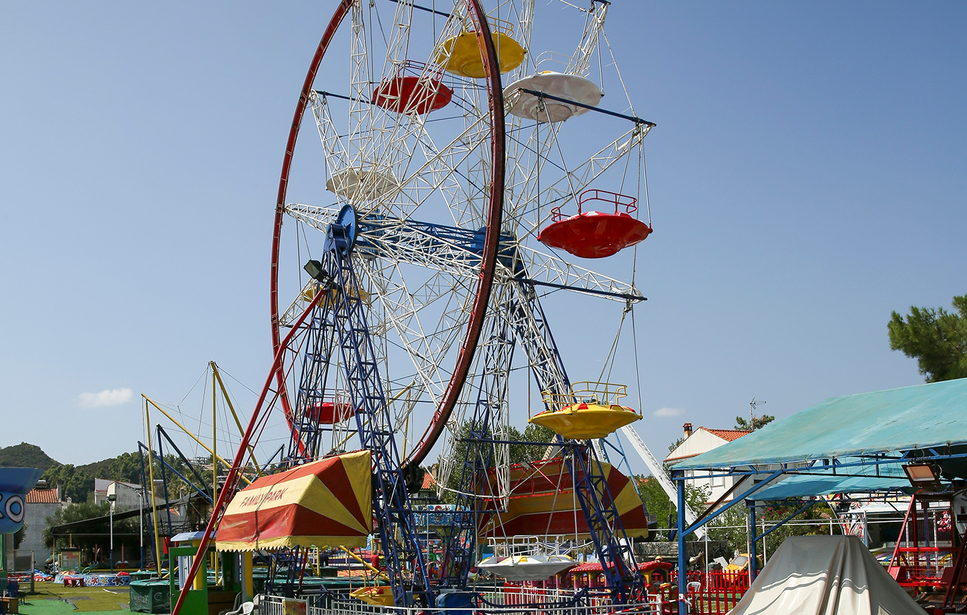 Θάνατος-19χρονου-στο-λούνα-παρκ-της-Χαλκιδικής:-Θανατηφόρα-έκθεση-αντί-δολοφονίας,-προτείνει-εισαγγελέας