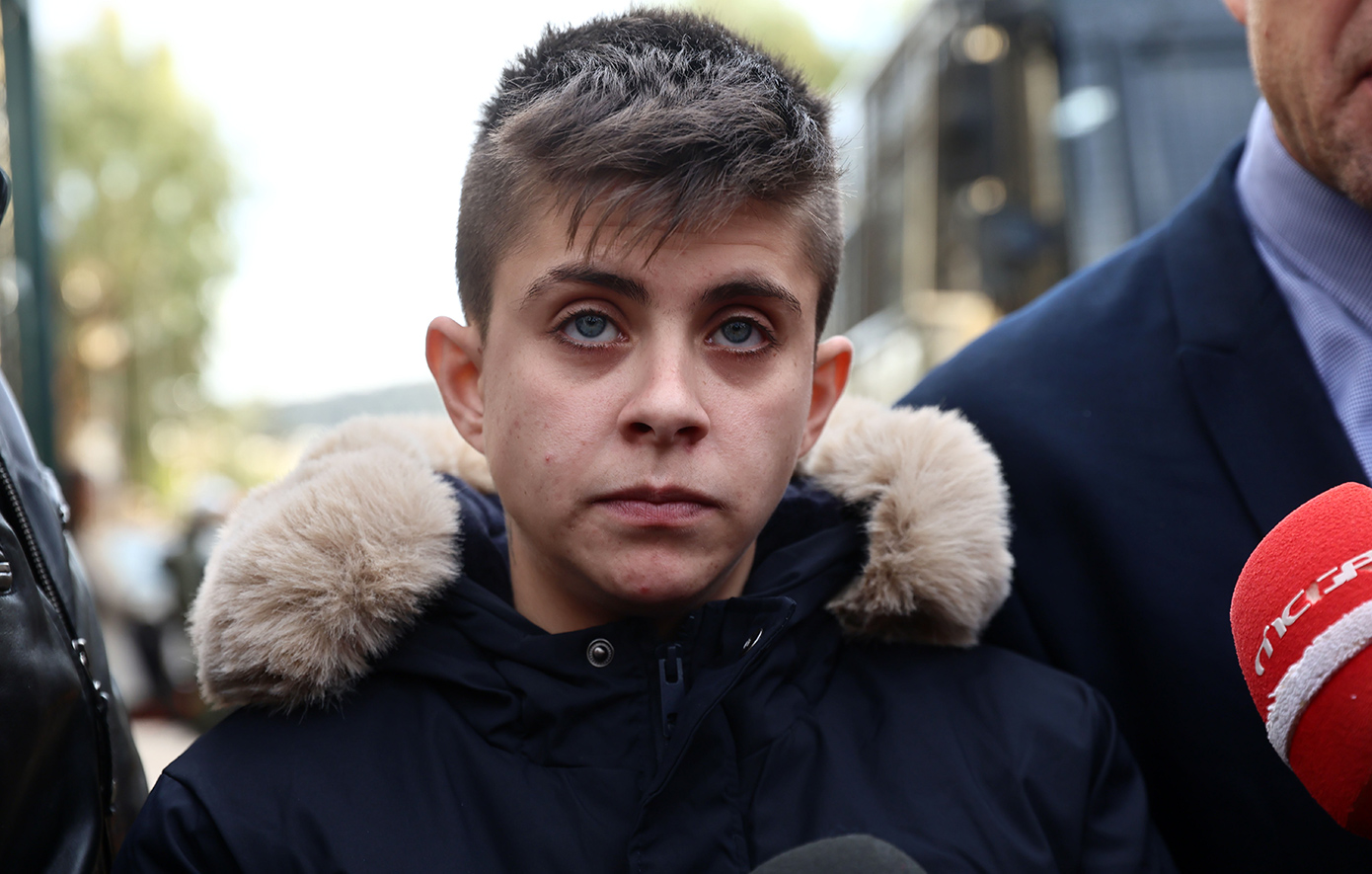 «Τώρα-που-ο-κλοιός-σφίγγει,-η-κόρη-μου-θα-εμπλέξει-και-άλλους-ανθρώπους»,-δήλωσε-η-μητέρα-της-Μουρτζούκου