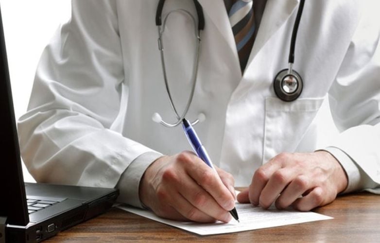 Υπόθεση-παράνομων-συνταγογραφήσεων-εξιχνιάστηκε-απο-την-ΕΛ.ΑΣ