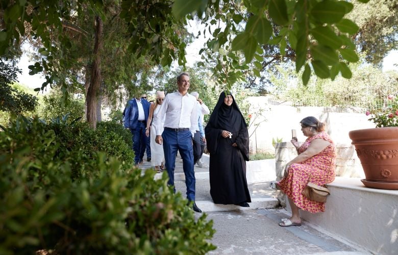 Μητσοτάκης:-Αντιμετωπίζουμε-δυσκολίες,-όμως-με-τη-δύναμη-της-Παναγίας-μπορούμε-να-τα-καταφέρουμε»