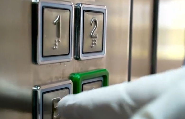 Τον-έπιασαν-την-στιγμή-που-αφαιρούσε-κοσμήματα-αξίας-150.000-ευρώ-από-σπίτι-στην-Ηλεία