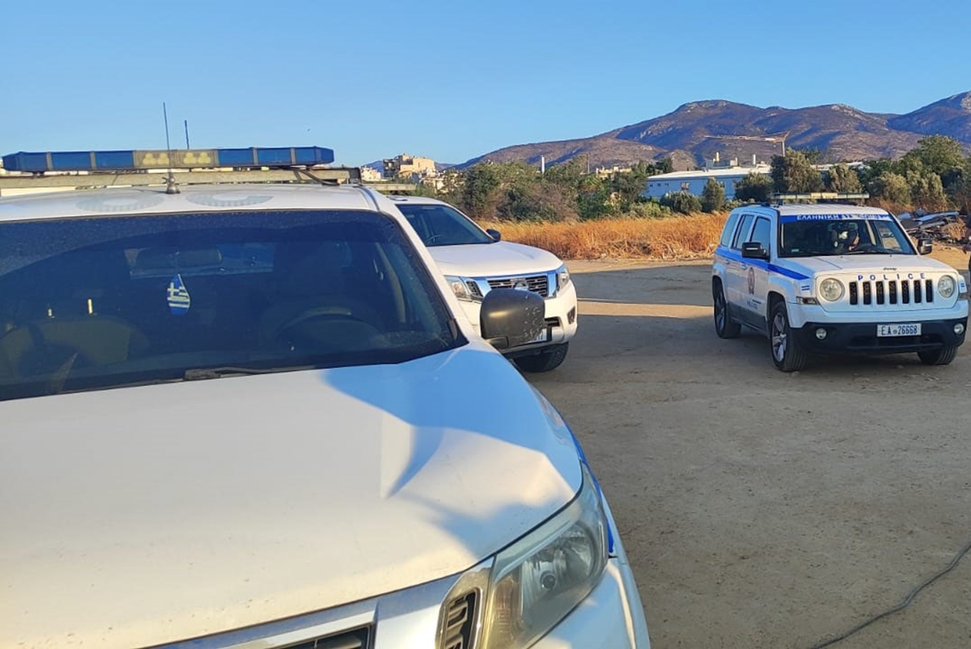 Συναγερμός-στη-Λαμία:-Νεαροί-άδειαζαν-πετρέλαιο-από-μπιτόνι-σε-χωράφι-στη-Φθιώτιδα-Συνελήφθησαν-λίγες-ώρες-μετά