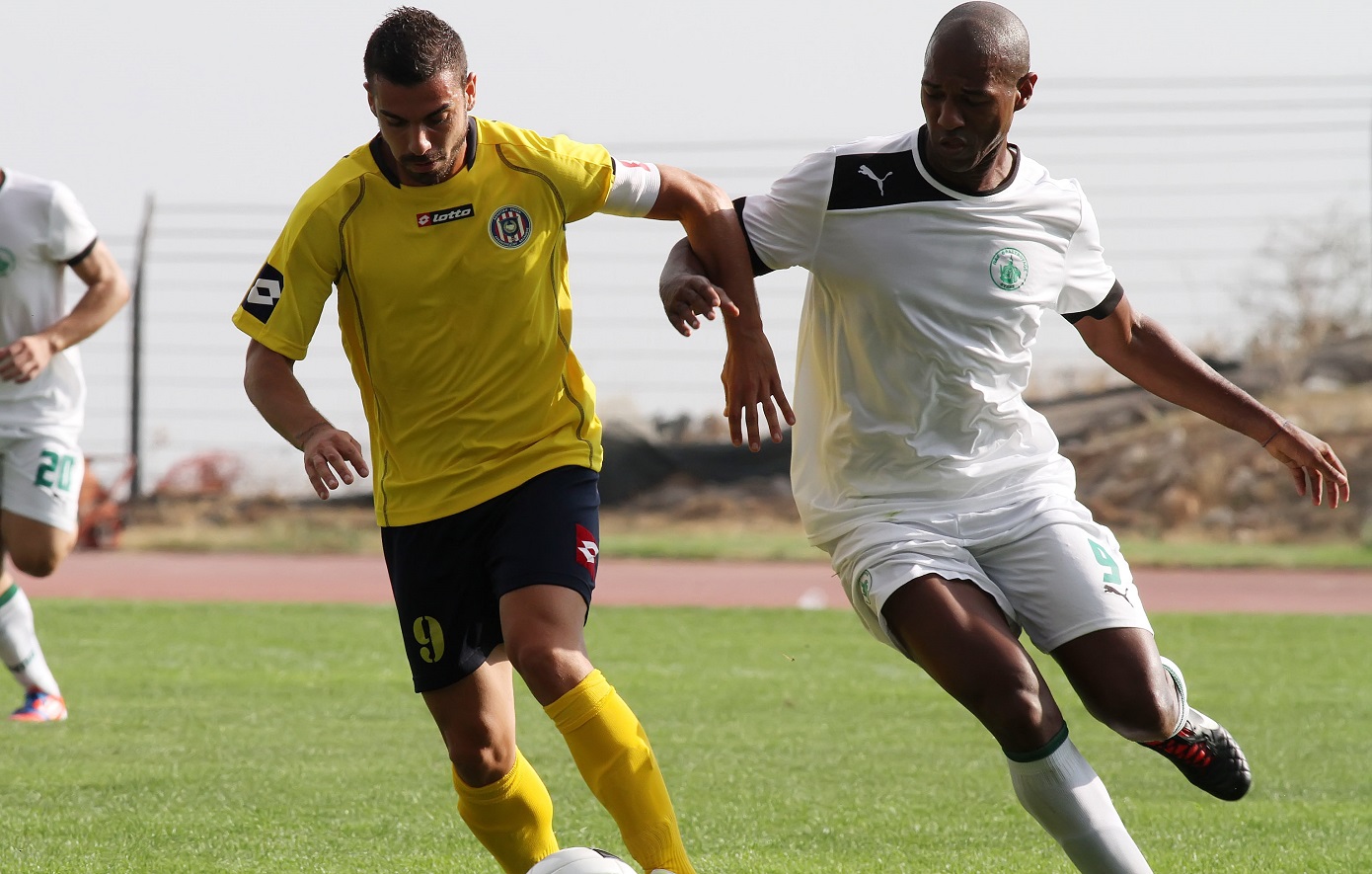 Τι-απαντά-το-Γενικό-Νοσοκομείο-Θήρας-για-τον-θάνατο-του-ποδοσφαιριστή-Ντα-Κόστα-–-Για-«λάθος-ιατρική-εκτίμηση»-μιλά-η-οικογένεια