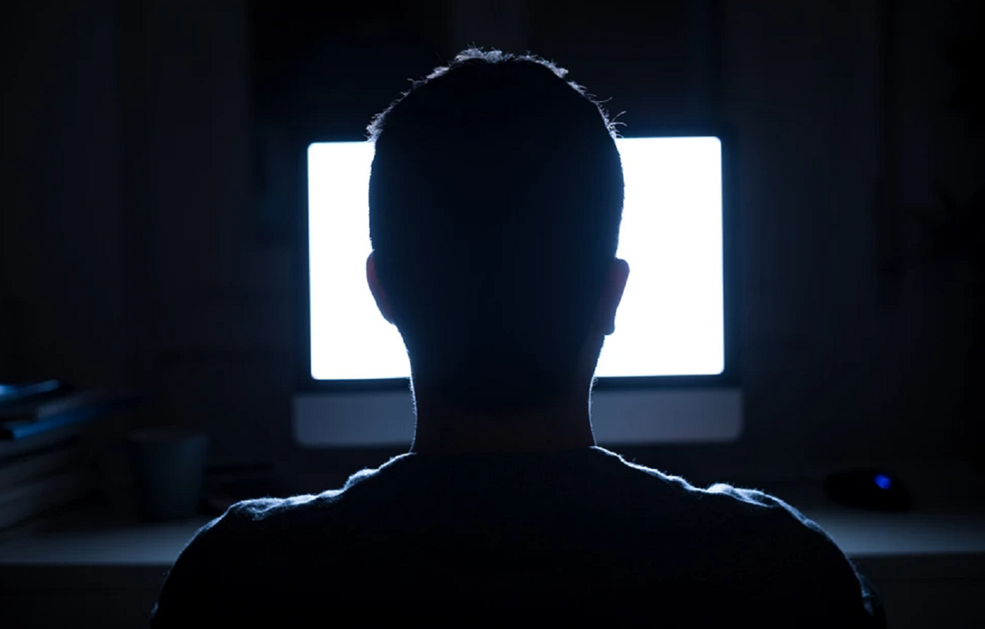 Παλλήνη:-eργαζόμενος-«φύτεψε»-κάμερα-με-ήχο-στις-γυναίκες-τουαλέτες-και-είχε-σκληρό-υλικό-παιδικής-πορνογραφίας-–-Αφέθηκε-ελεύθερος