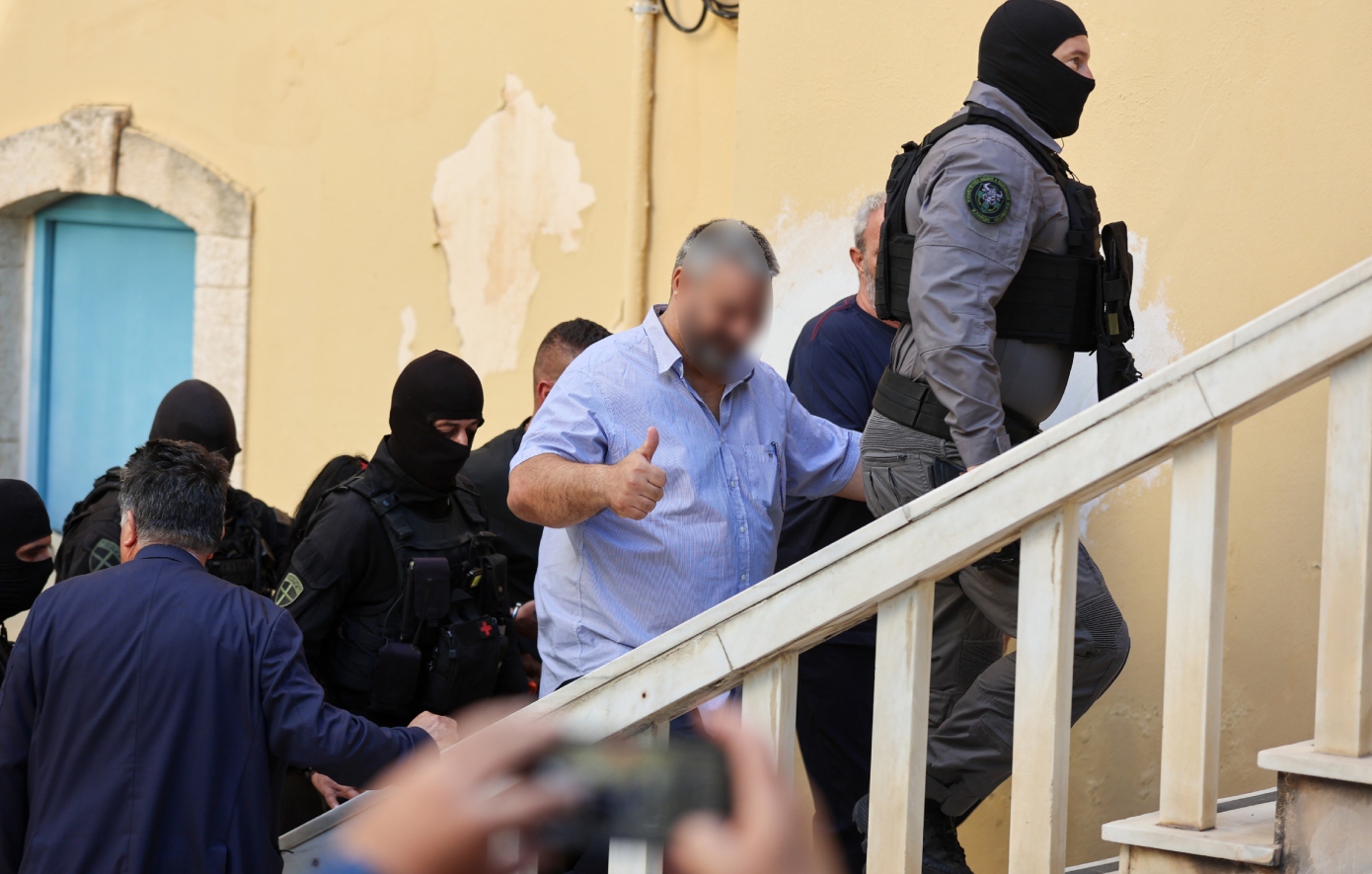 Ακόμα-πέντε-άτομα-στη-φυλακή-για-τη-«μαφία-της-Κρήτης»-–-mεταξύ-αυτών-και-τα-δύο-αδέρφια,-συνεχίζονται-οι-απολογίες