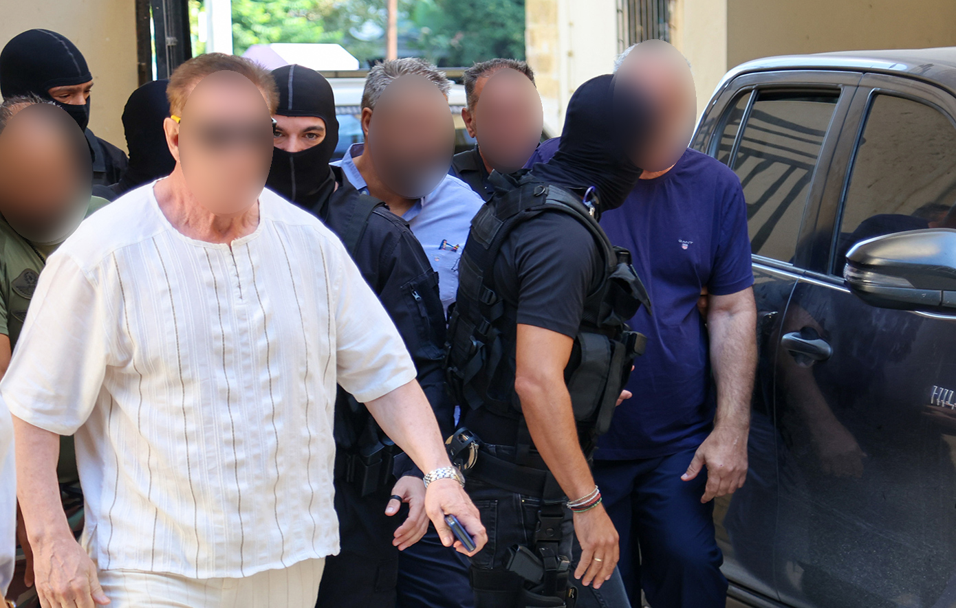 Στον-ανακριτή-τα-δύο-αδέλφια-που-σχετίζονται-με-τη-«μαφία-της-Κρήτης»-–-«Σκάει-η-φούσκα»,-φώναζαν-συγγενείς-των-δύο-ανδρών