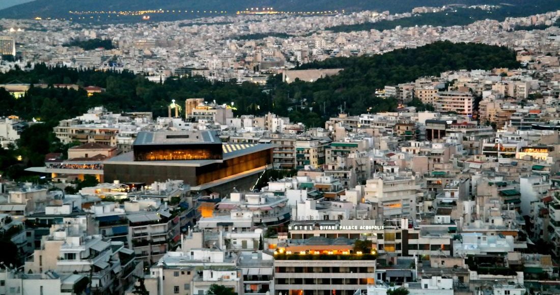 Οι-επόμενες-κινήσεις-της-κυβέρνησης,-μετά-τις-φοροελαφρύνσεις,-αφορούν-το-στεγαστικό