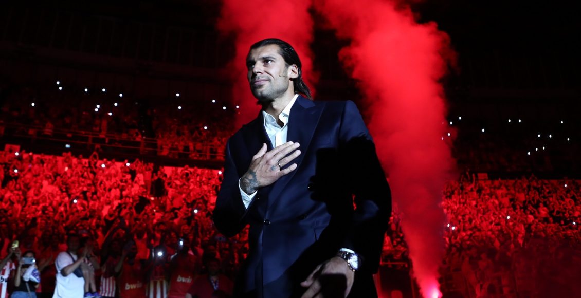 Γιώργος-Πρίντεζης:-Το-«ξέσπασμά»-του-για-ένα-τατουάζ-από-οπαδό-του-Ολυμπιακού-–-«Γιατί-καλό-μου-αγόρι;»