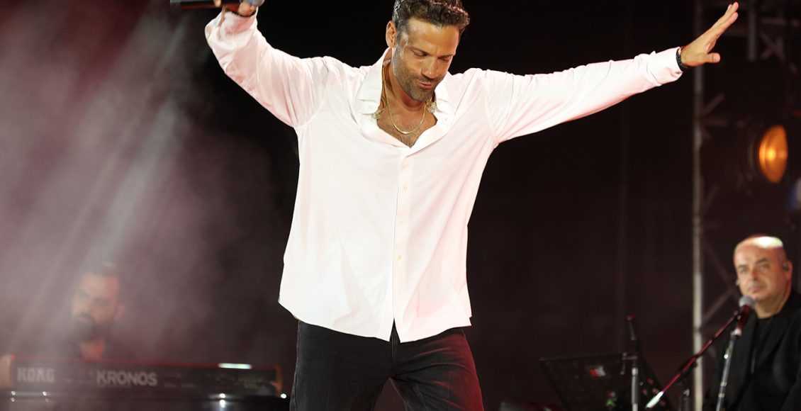 Η-Εθνική-μπάσκετ-διαψεύδει-τις-φήμες-ότι-ο-Αργυρός-ζήτησε-100.000-ευρώ-για-να-τραγουδήσει