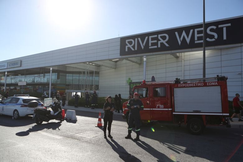 Φάρσα-το-απειλητικό-τηλεφώνημα-για-βόμβα-στο-εμπορικό-κέντρο-river-west