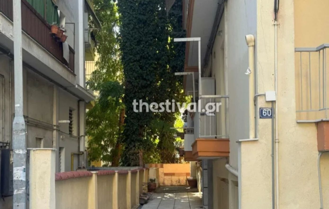 Αδελφοκτονία-στη-Θεσσαλονίκη:-Ο-50χρονος-είχε-αφήσει-σημείωμα-με-τρυφερά-λόγια-για-την-αδελφή-του-–-Ζητούσε-να-της-φέρονται-με-κατανόηση